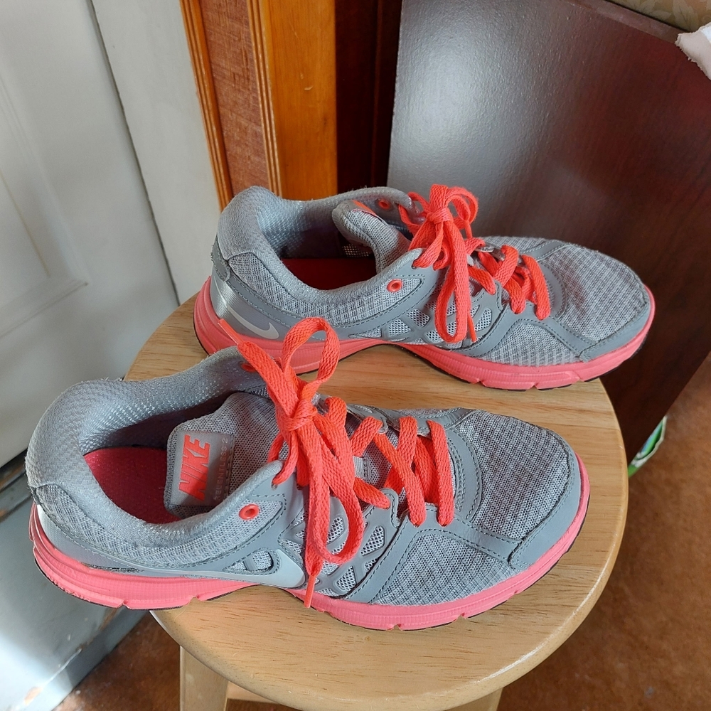 Nike Relentless - Picture 4 of 5